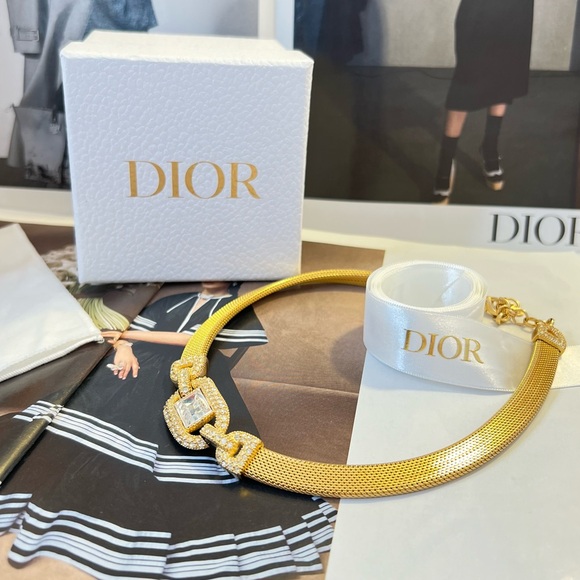 DIOR Dignity Pendant Gold Plated Christian Dior Choker - Picture 1 of 12